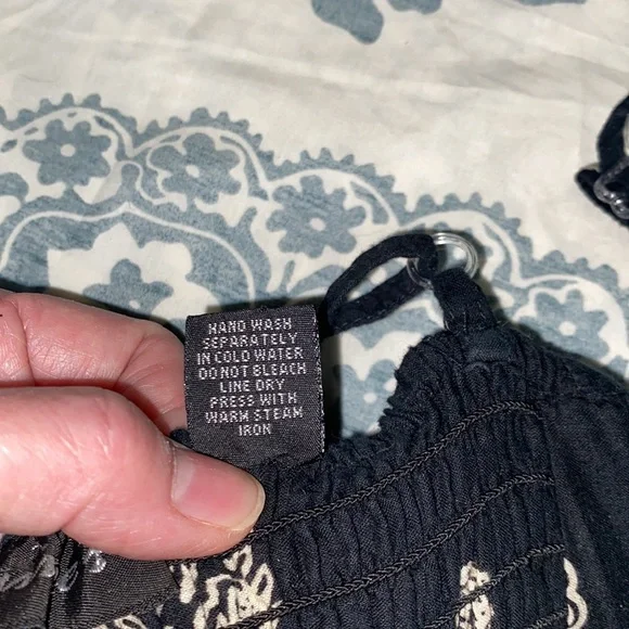 Cassee’s Sundress. Black & white print w/adornments. Fully lined. 100% cotton. - Picture 11 of 12